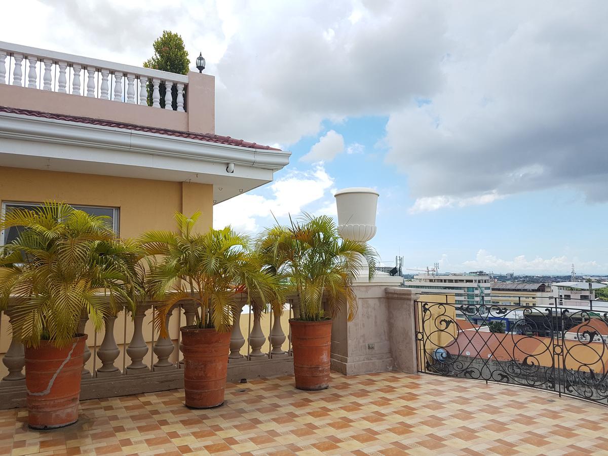 Sophia Suites Residence Hotel Cebu Εξωτερικό φωτογραφία